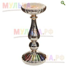 Подсвечник с отполированной до блеска поверхностью