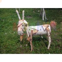 Ироничная садовая фигура «Козел» Ироничная садовая фигура «Козел»