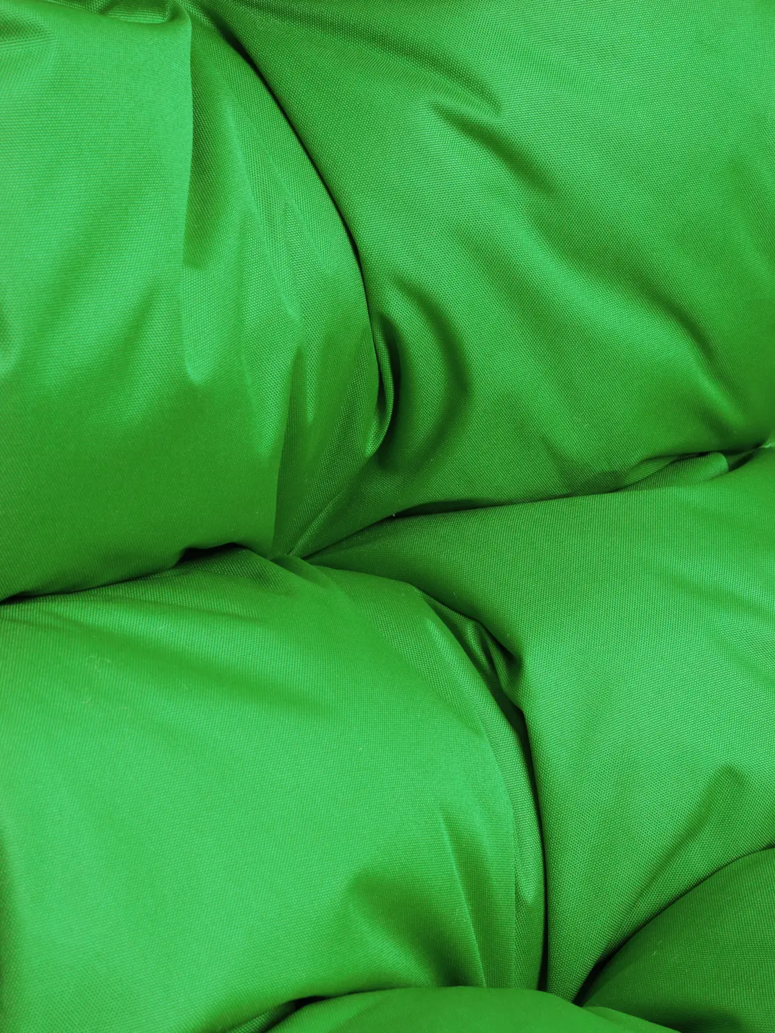 Подвесное кресло ДЛЯ ДВОИХ ЛЮКС с ротангом белое, зеленая подушка