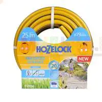 Поливайте сад с комфортом при помощи современных шлангов Hozelock